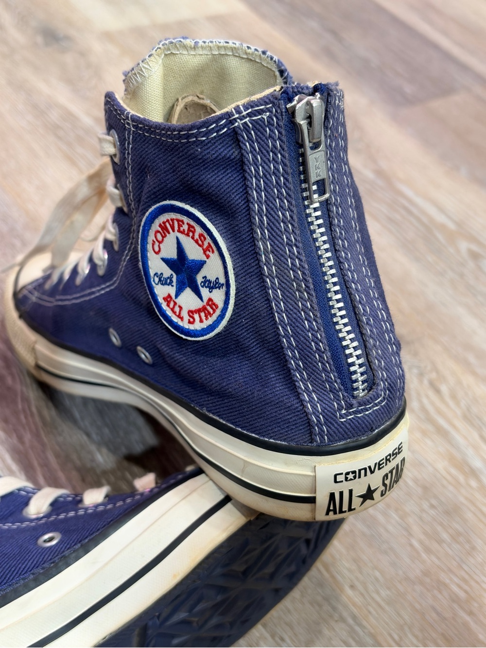 Unique! Ribbed Y2K Converse High Top Sneakers in Navy Blue with White Accents - Picture 5 of 7